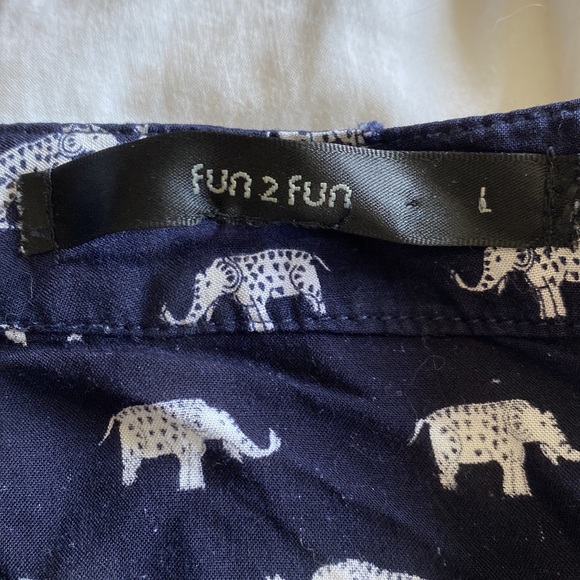 Cute elephant print blouse - Picture 5 of 6